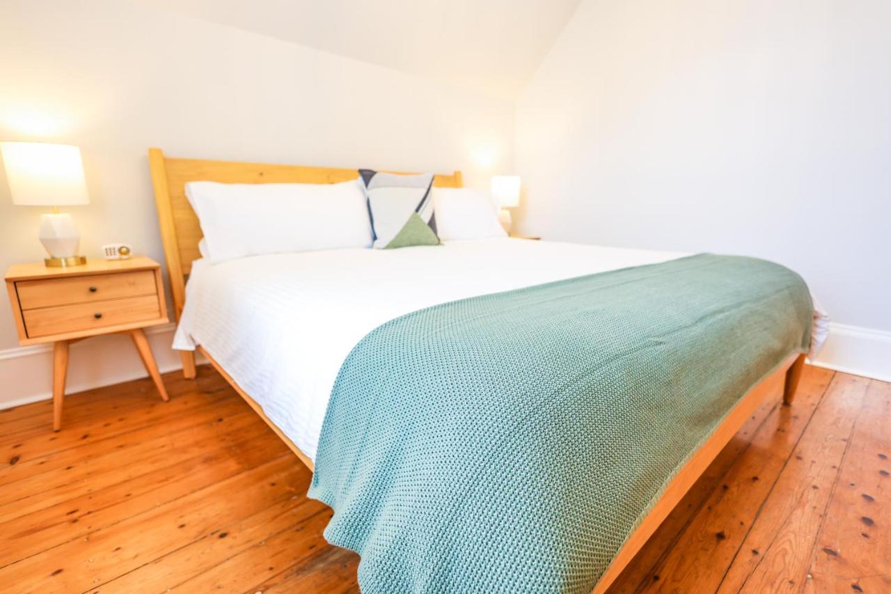 Mahone Bay Bed And Breakfast Экстерьер фото